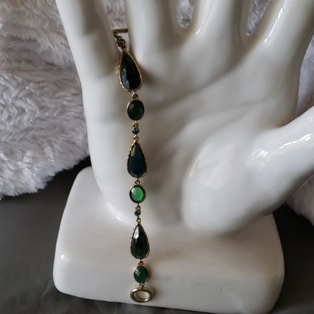Beautiful Green Stone Bracelet